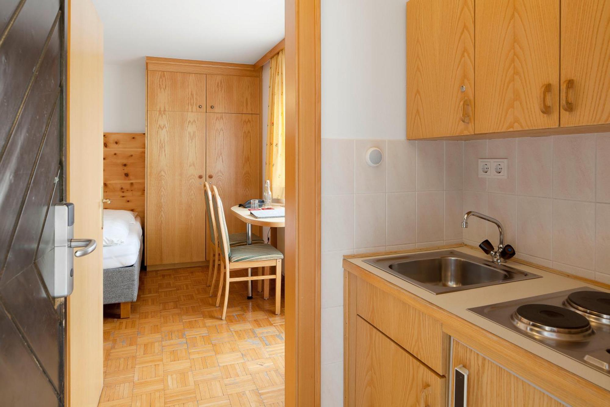 Aparthotel Chalet Wetzlgut Bad Gastein Szoba fotó